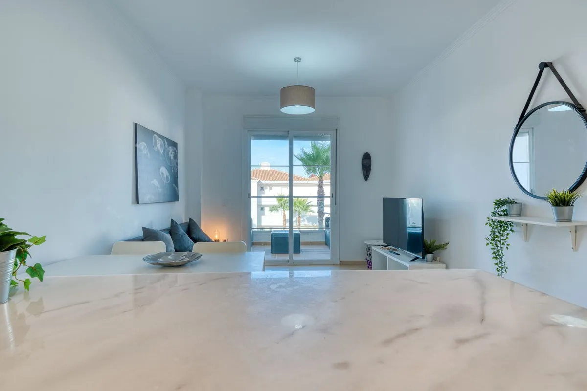 7d106961-b09f-4a55-a230-6529187687b7