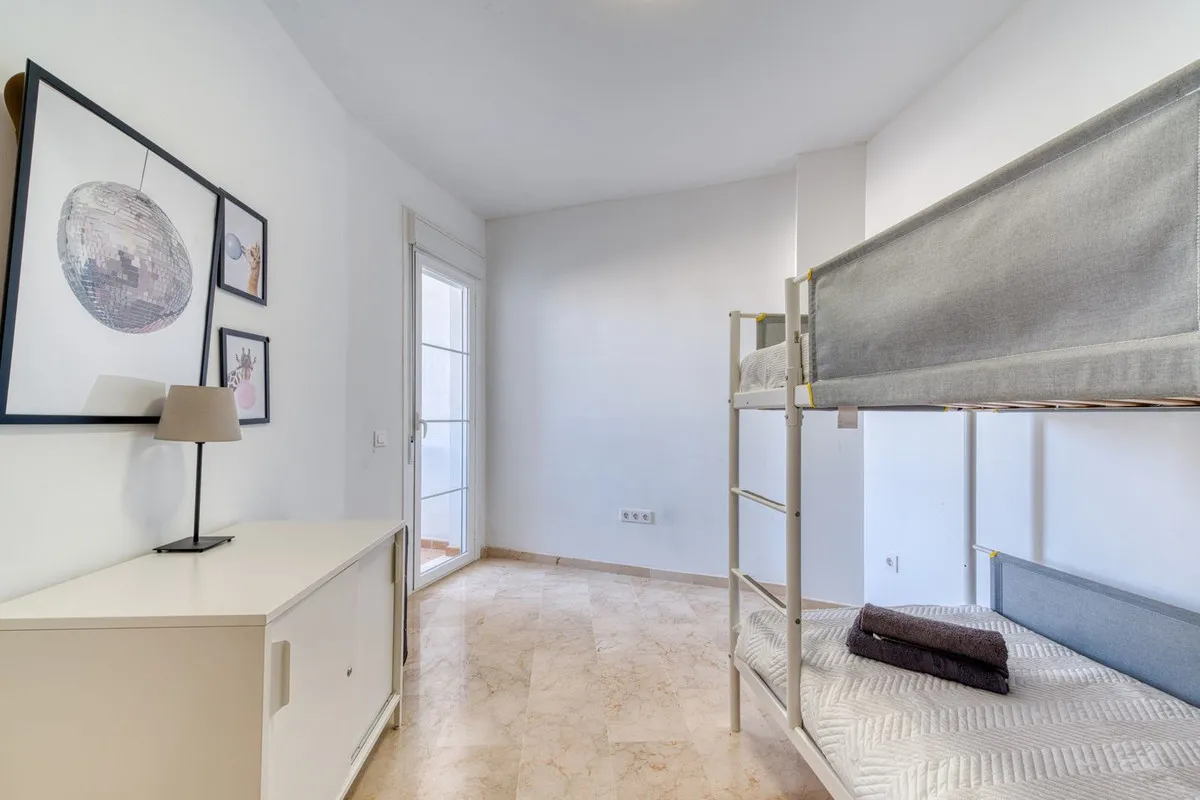 dd39da62-04da-4d06-8b68-28fc9e1d99d2