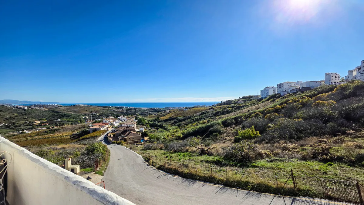 0b450e7b-ed71-4f35-827a-75c24c93ac11