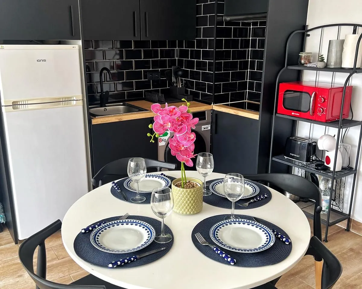 3fb3d994-0c8a-40b2-8290-94802cb3588b