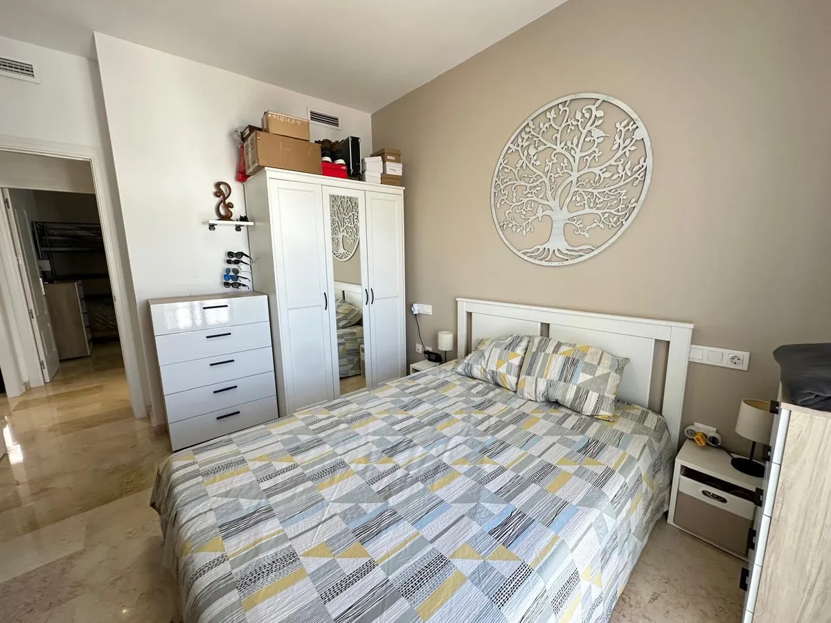 c04f57bb-555f-4ec2-afae-04e9db4df093