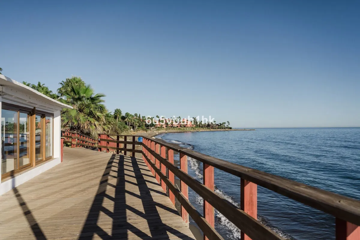 e07808d3-f2f7-44d1-aa97-62f27a7b3b50