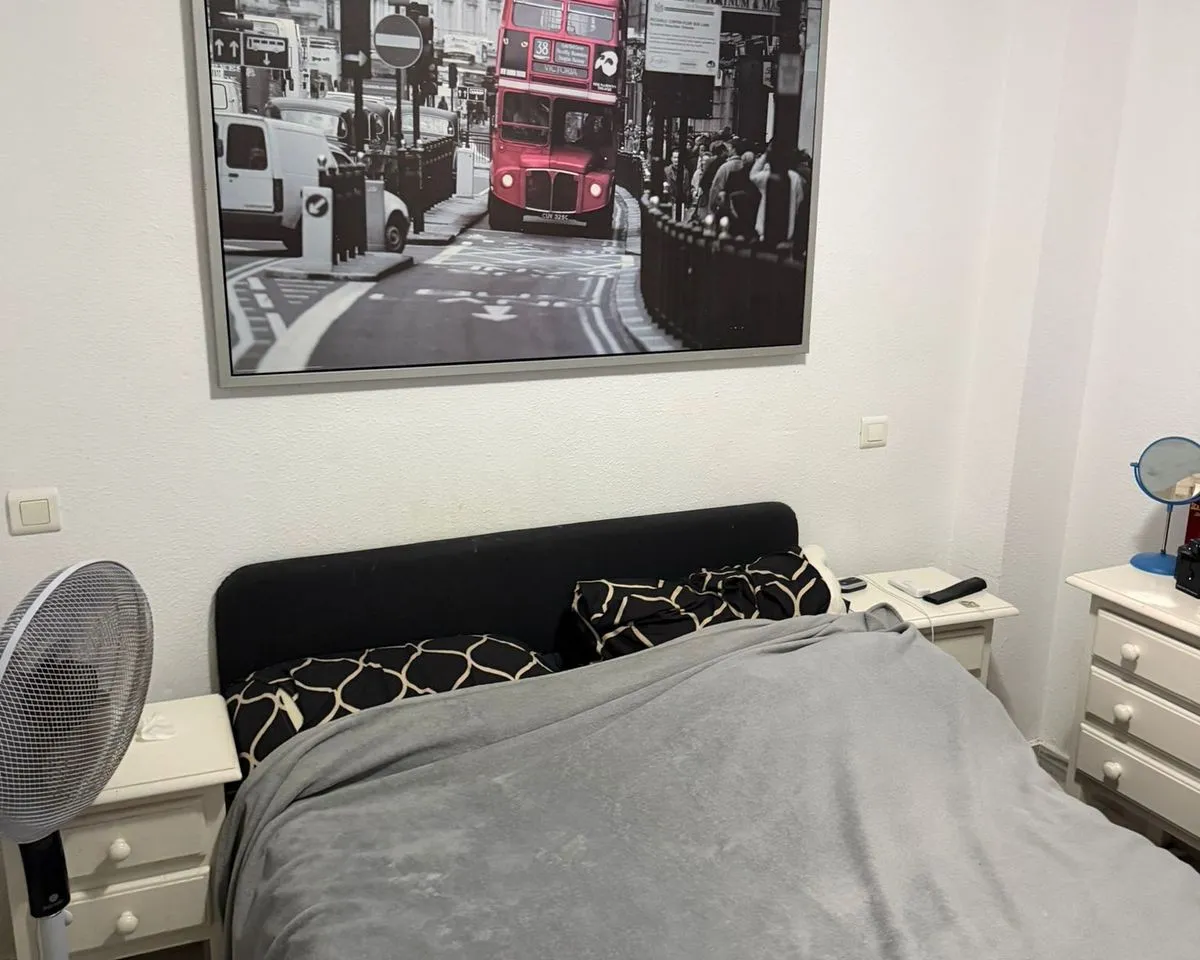 a0b54082-6328-43c9-a874-bfdd6b4eb94e