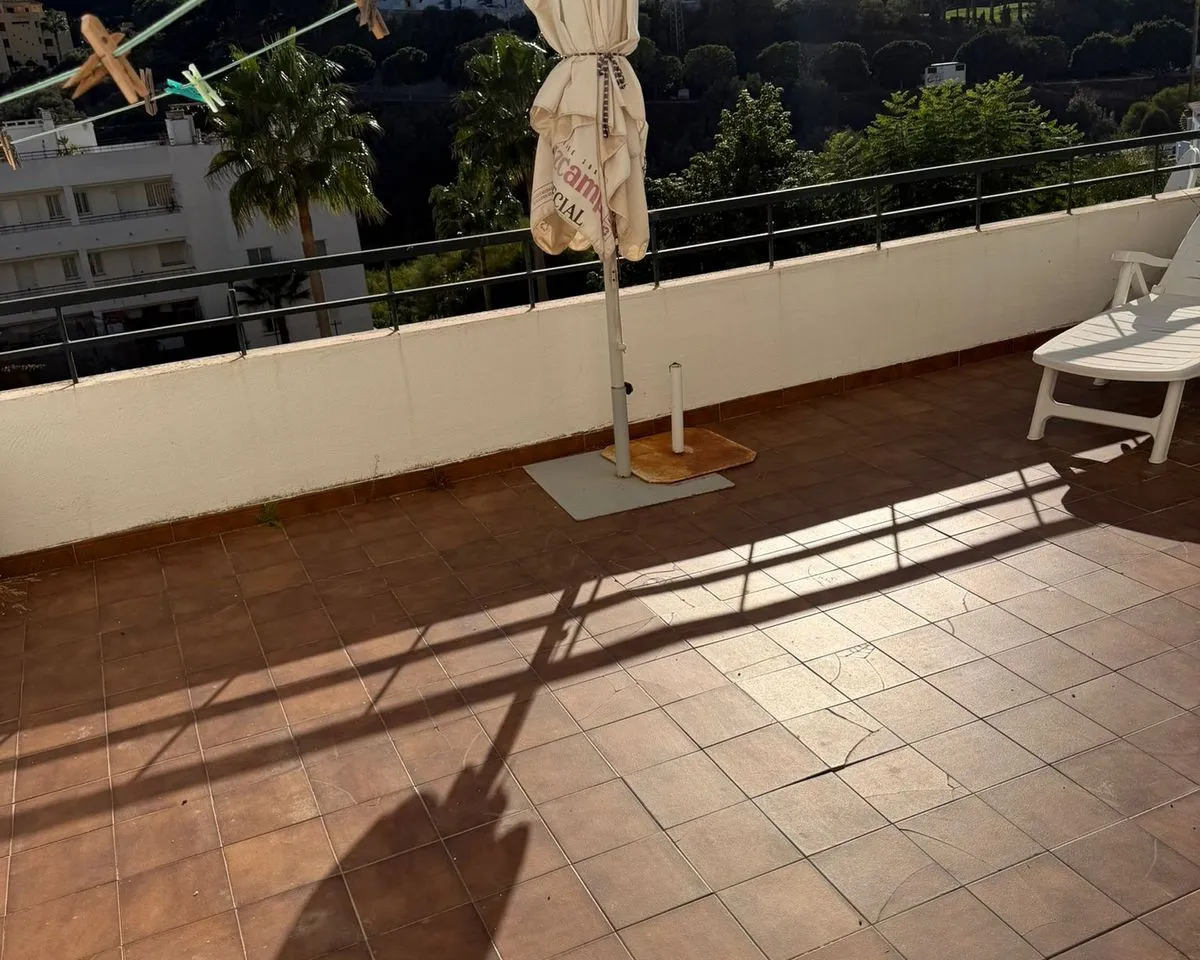 f9ff60e0-b5a0-49f2-8f13-f960a65f6786