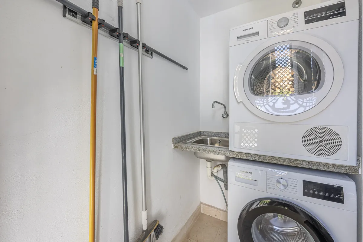 251d5973-b888-420c-b229-95fa5ae2cd37