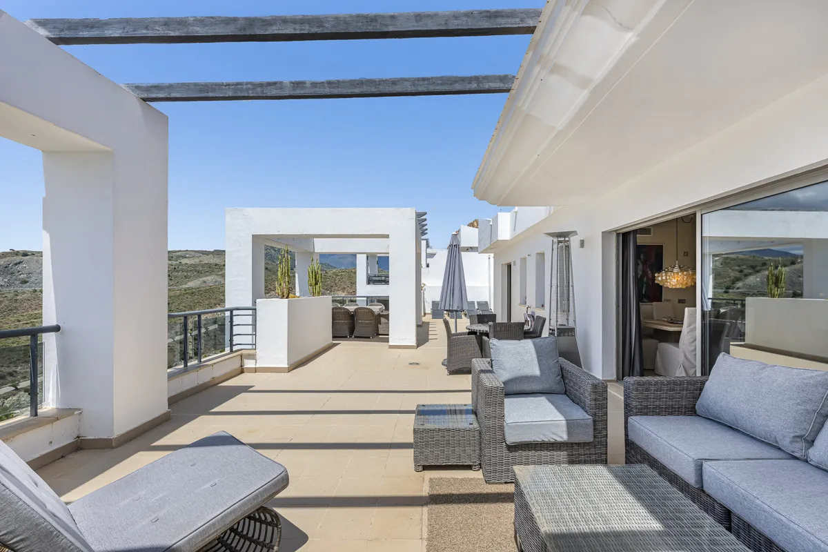 4e20d050-e839-4052-a703-9624c6547733