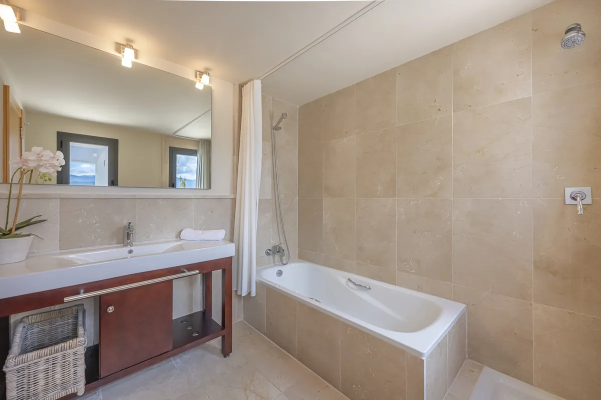 75ac734c-4981-4f14-9011-eb2e04624777