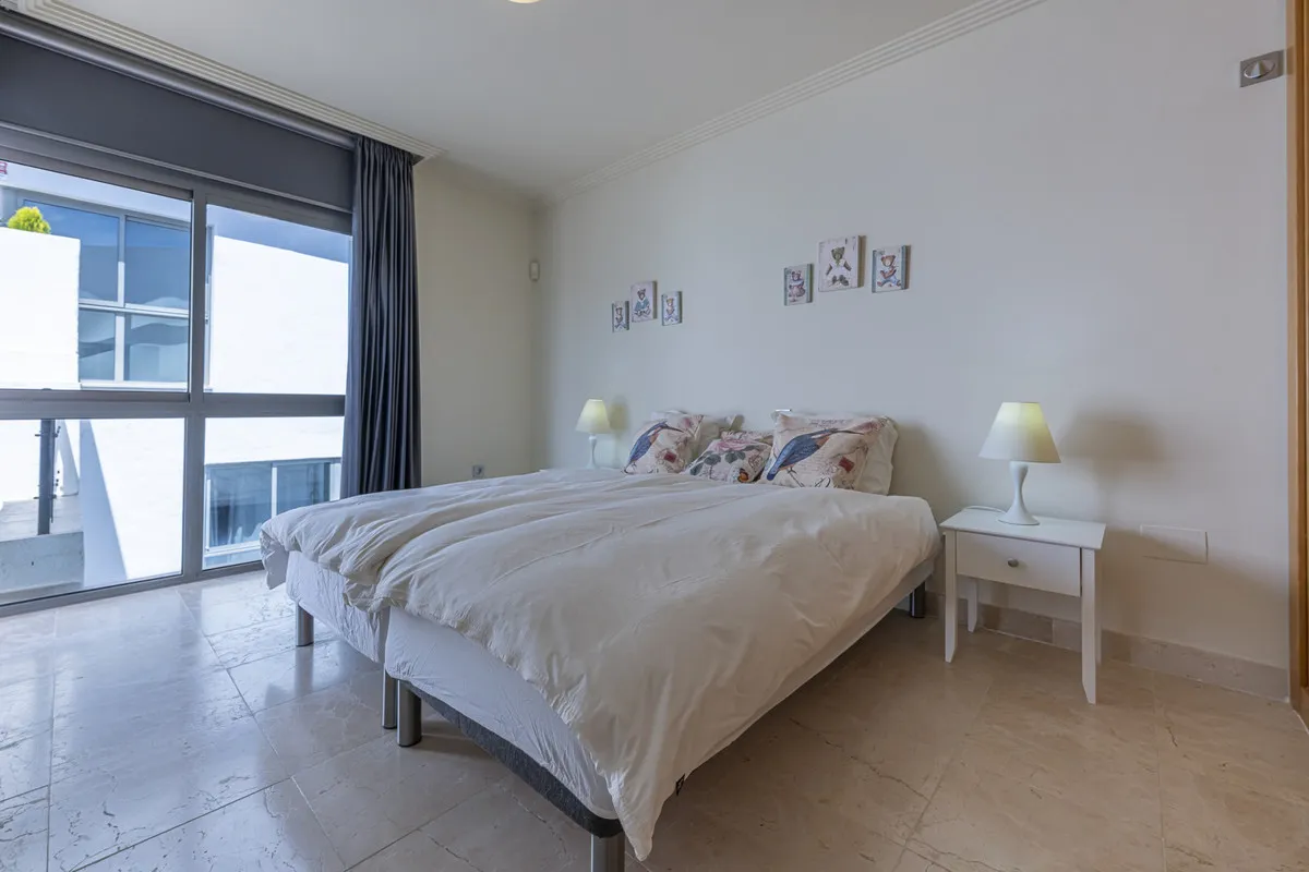 817591c3-7c8e-4ac1-aec0-c26ed3c5fd52