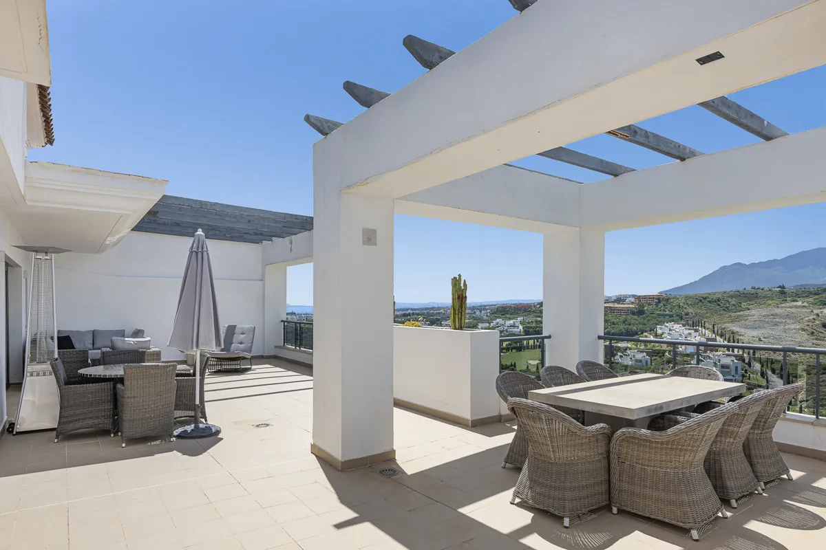 f2a74261-e66b-44a5-b587-c403e0d28c20