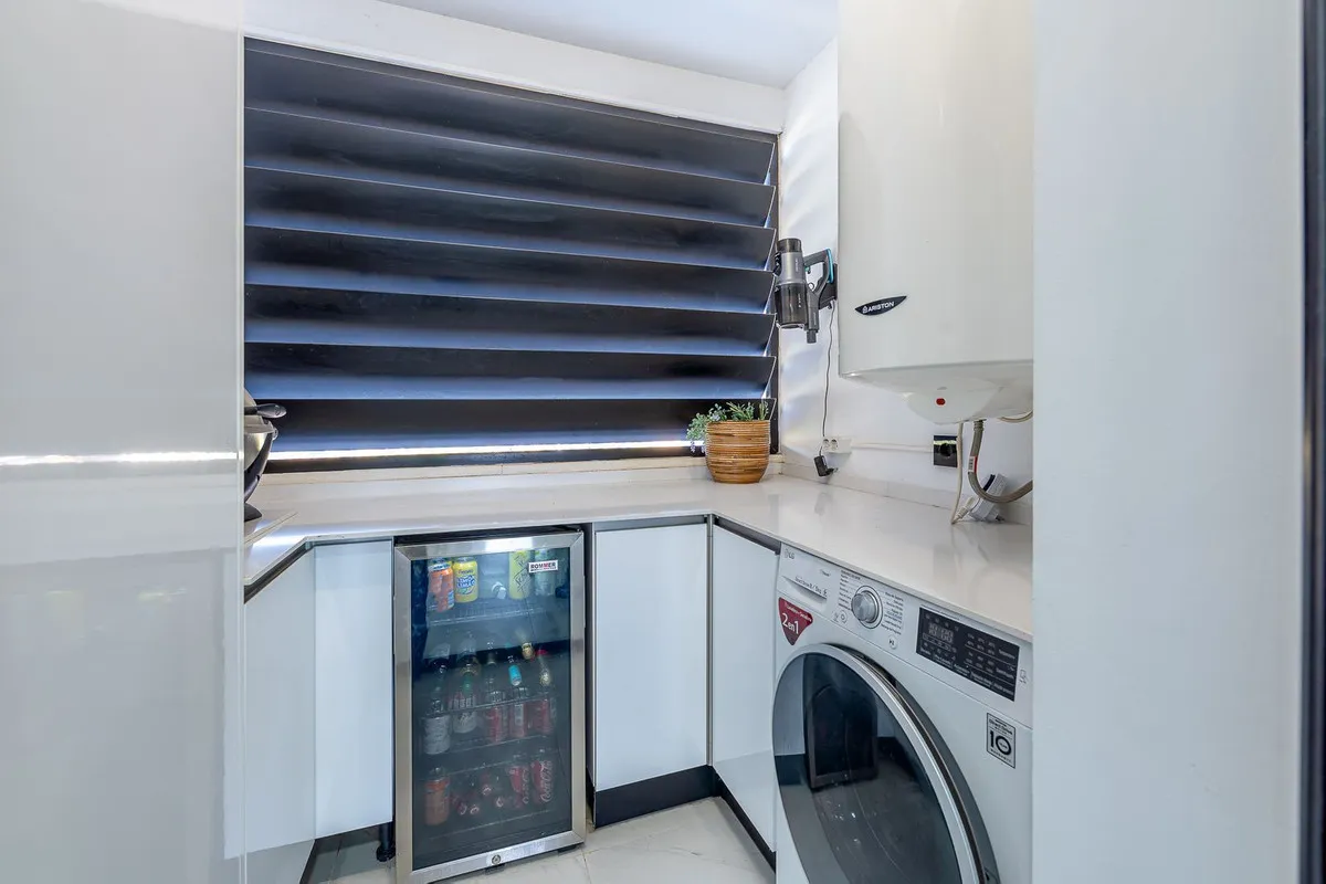 47a80e9f-9ab8-493f-b558-df761238b6a3