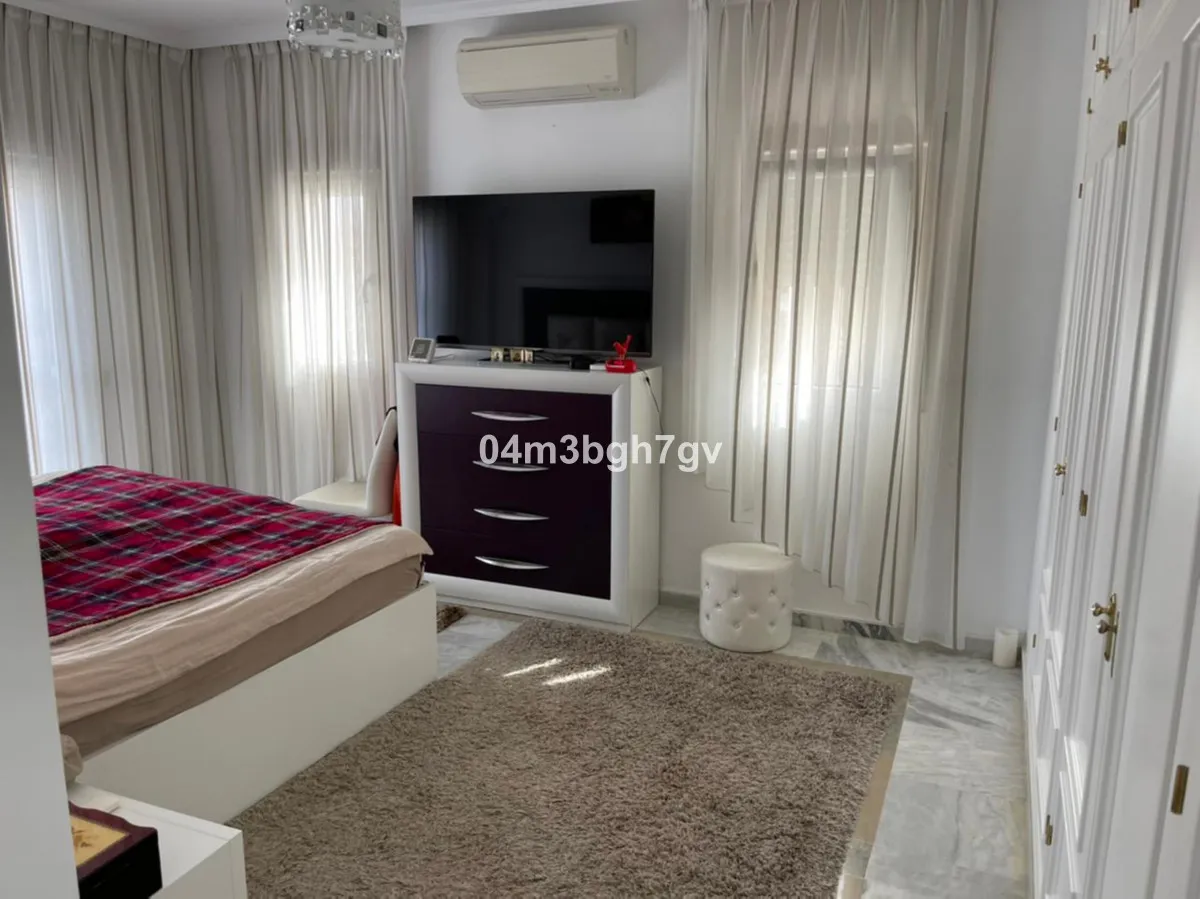 3705141d-ee5f-4897-8c97-1674b6a9917a