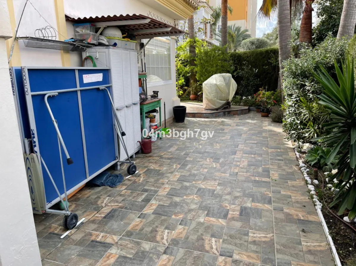 86f8e6cd-e0ea-4107-886a-e30657555c4b