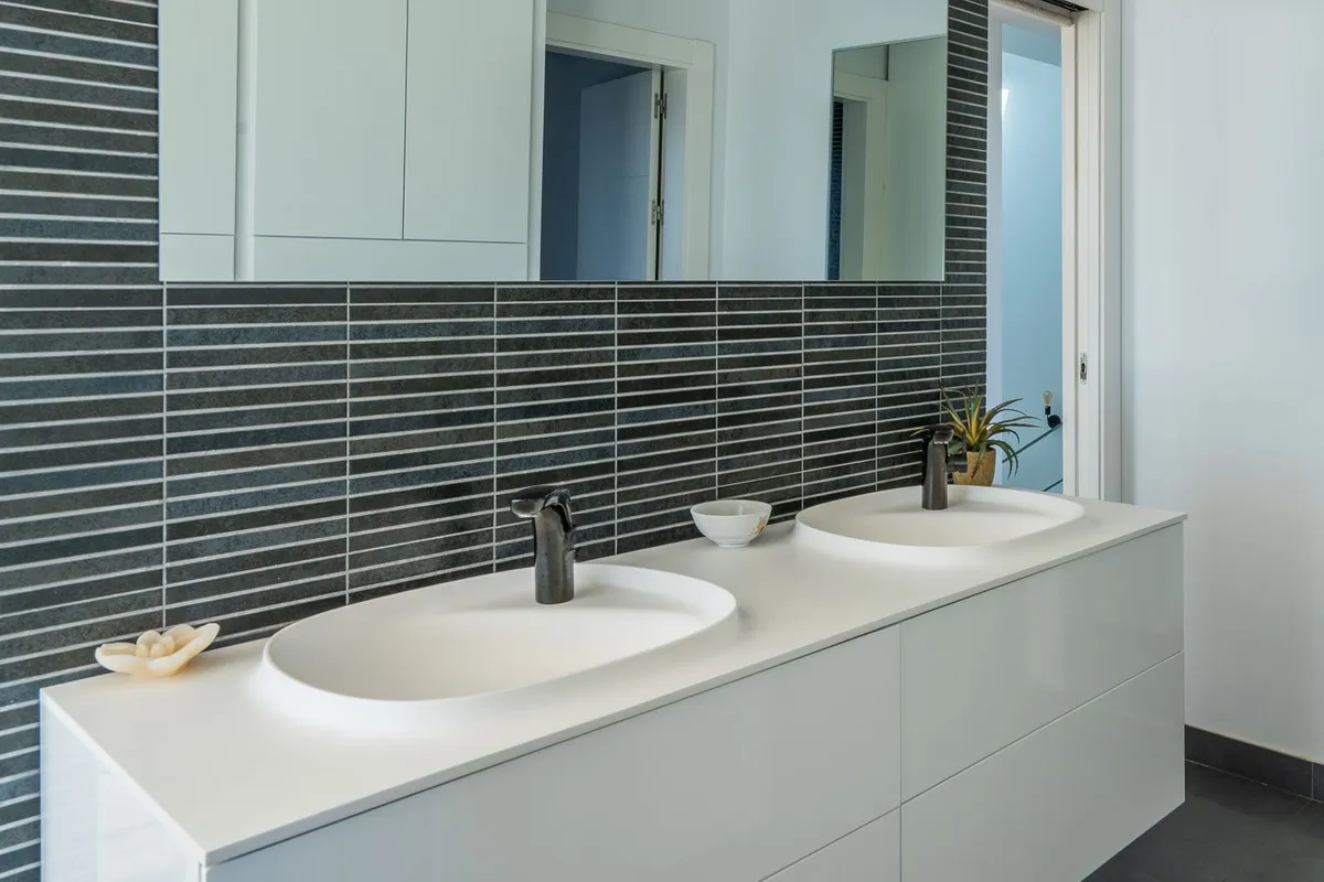 139f7543-23a5-4451-b259-7f6a0cb61237