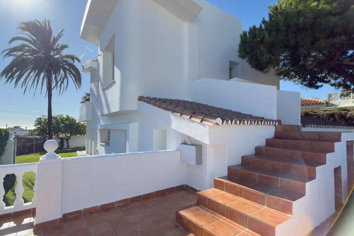 39fad807-f354-4e2a-ace6-b1b9fc05c106