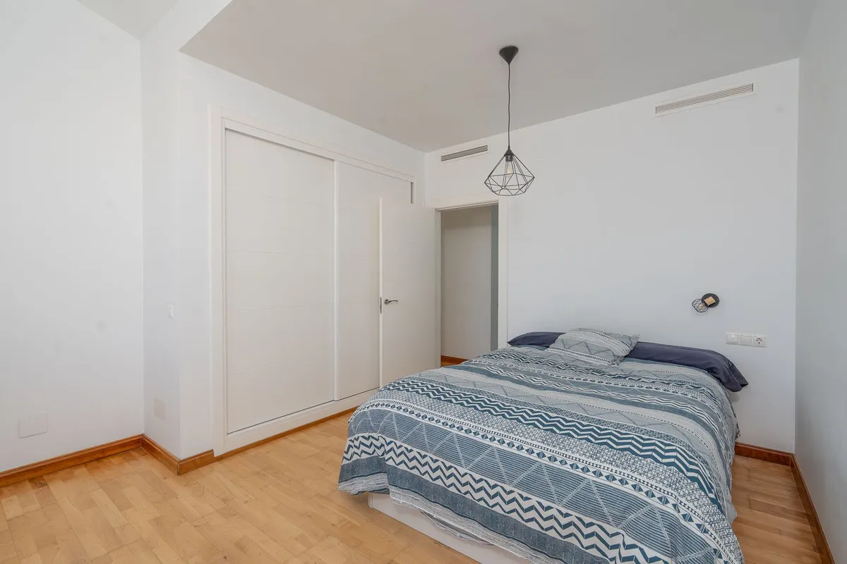 4aedb815-e075-4460-9117-e48077fe66d2