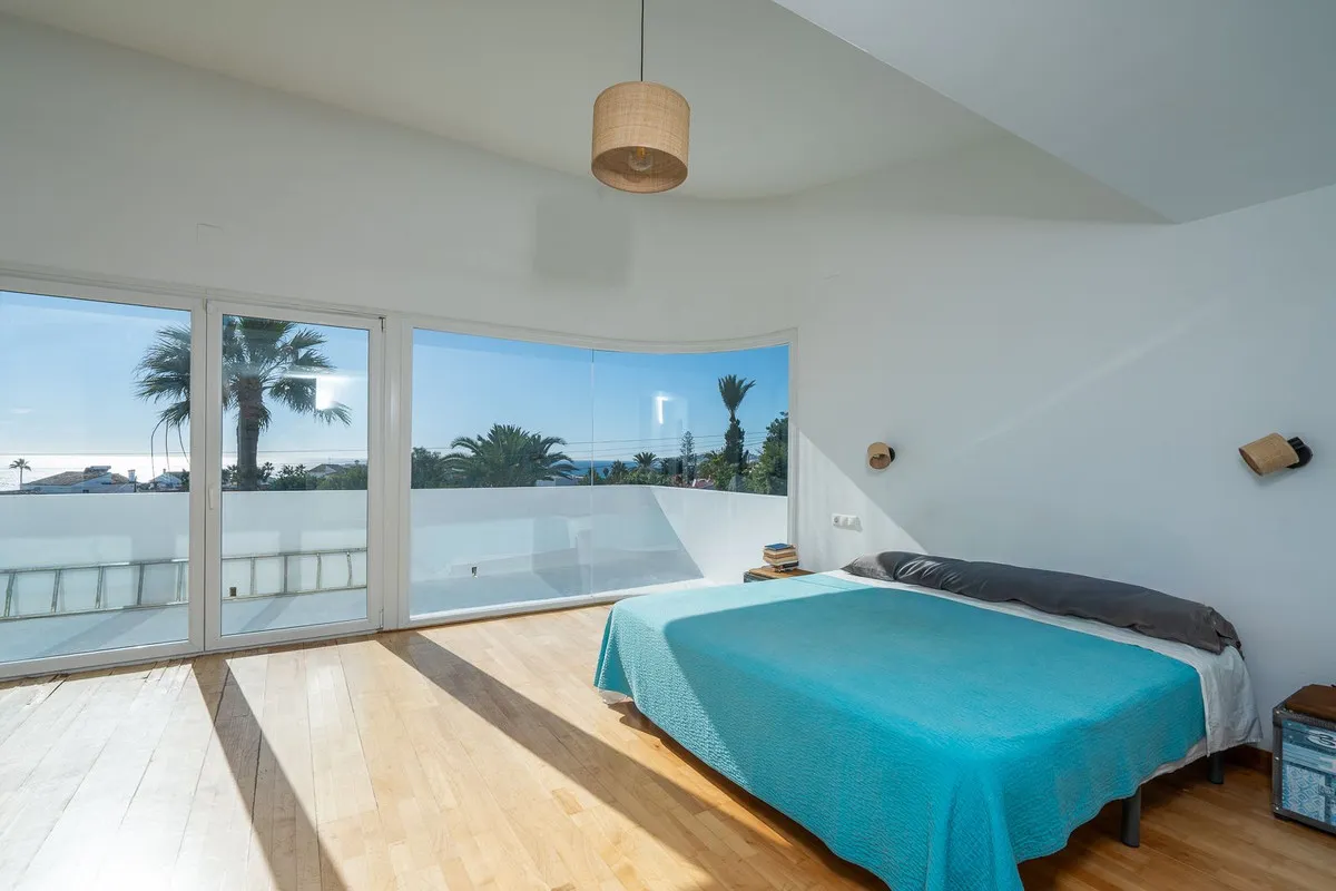 db0e1d9c-d076-4037-b022-719d86fcd50d