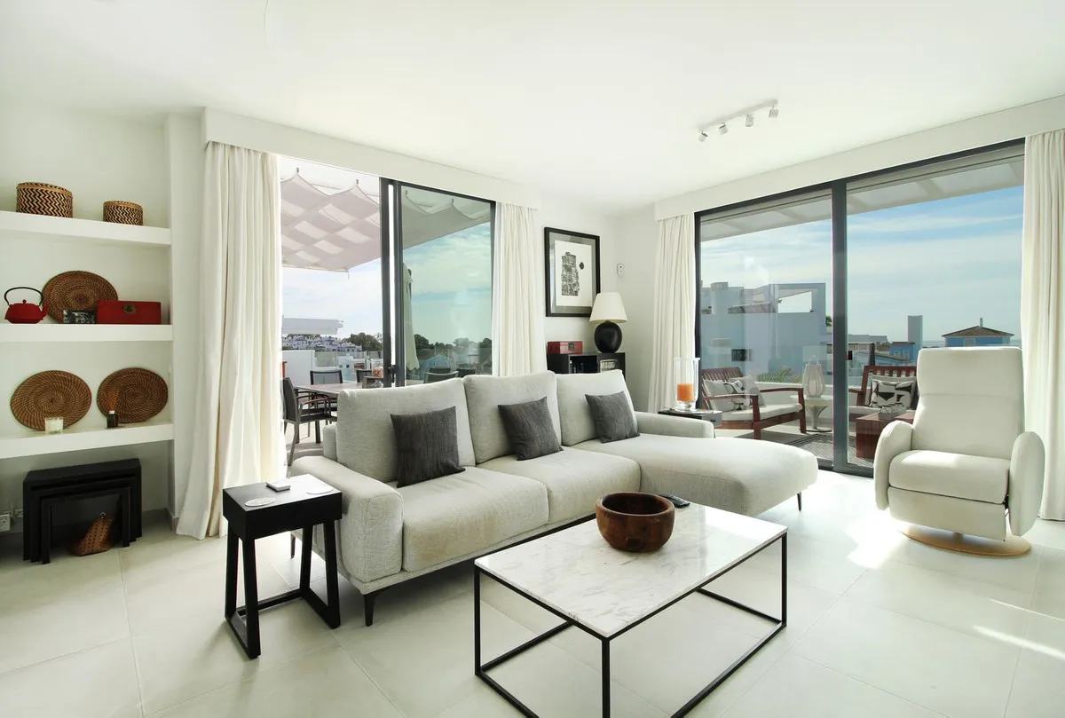 8df784ba-de99-44a4-907d-cae27c50e48d