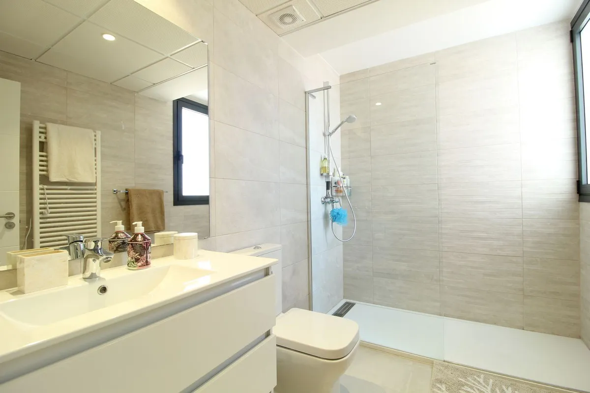 8e534e68-16df-42b4-b1c9-db96eb4b2ae7