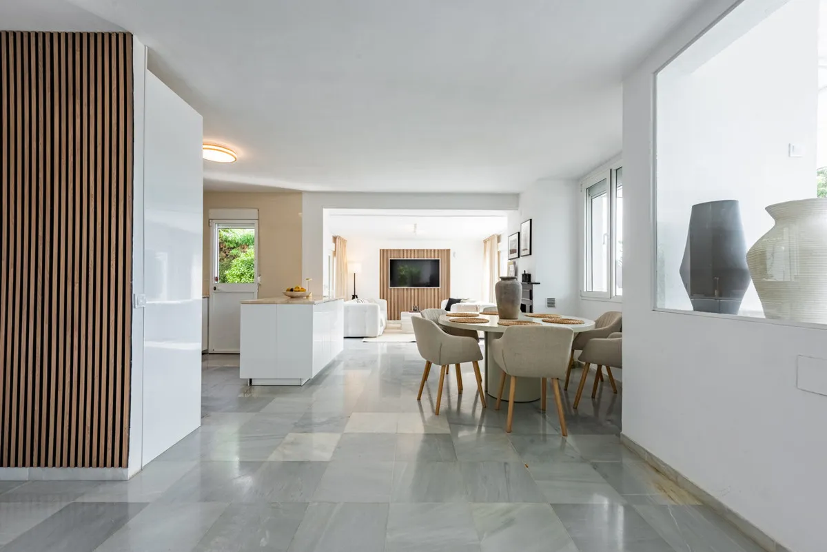 1dd9bec1-5c9a-496d-a1e3-df567bad7ca2