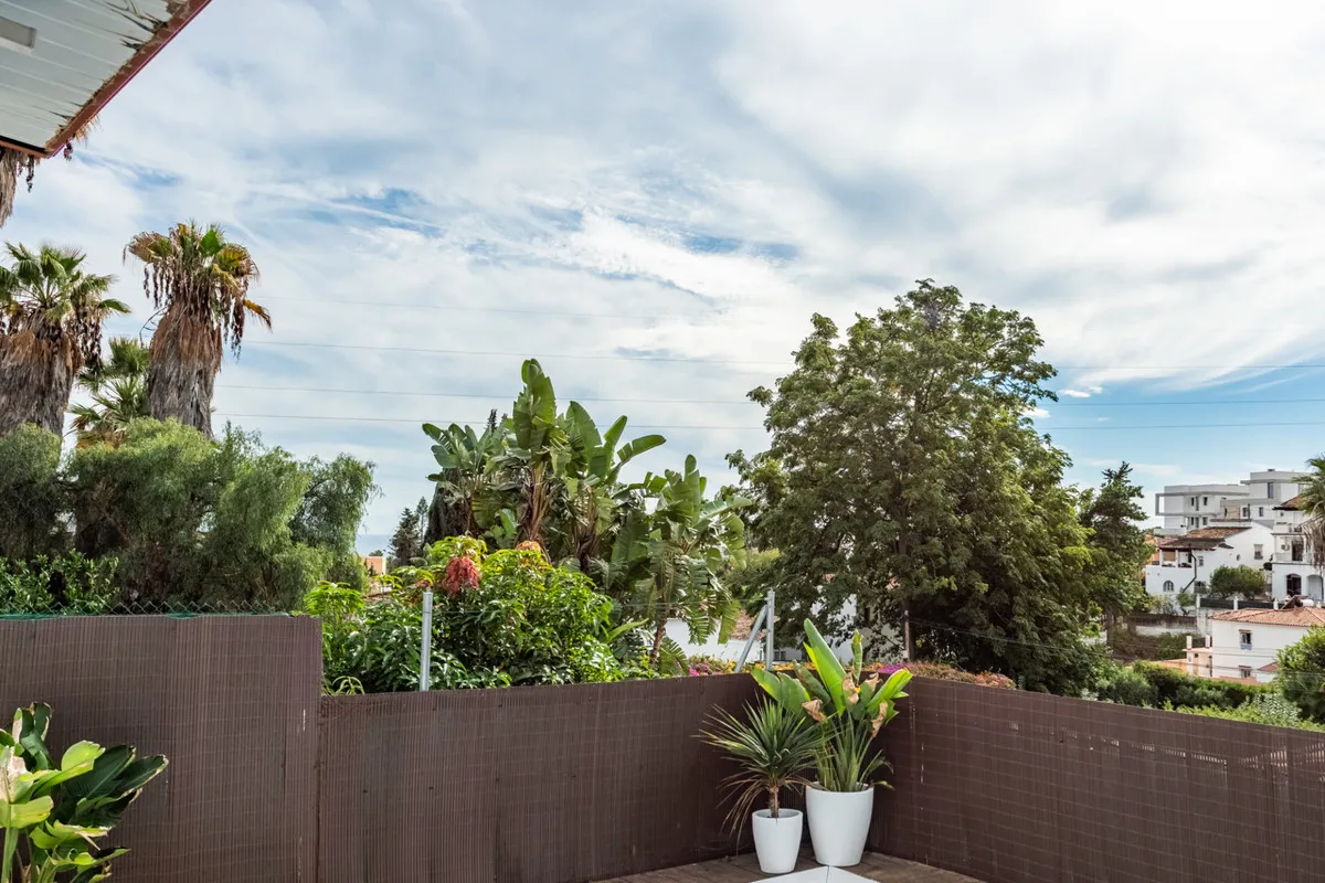 4dfcb84c-c09e-4c58-af3d-91fab3330e80