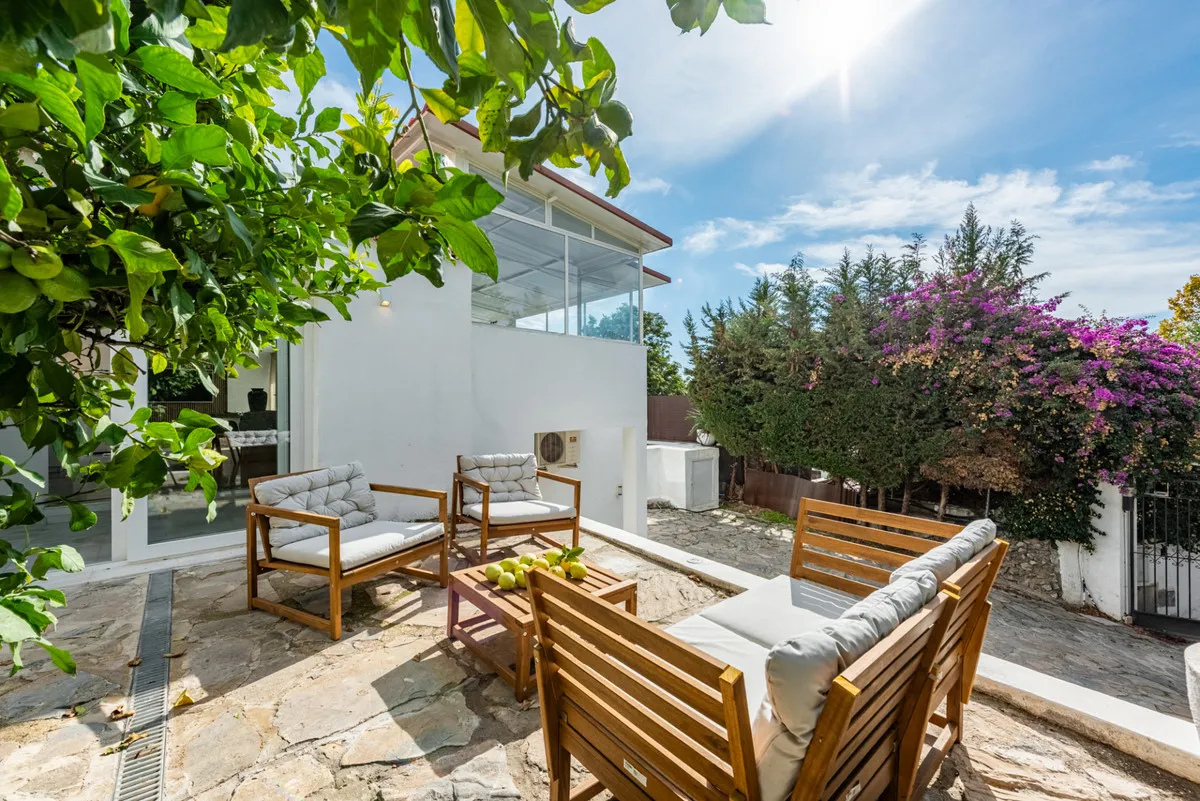 d3a0c788-f1fa-4c02-b90c-d3833f3bd153