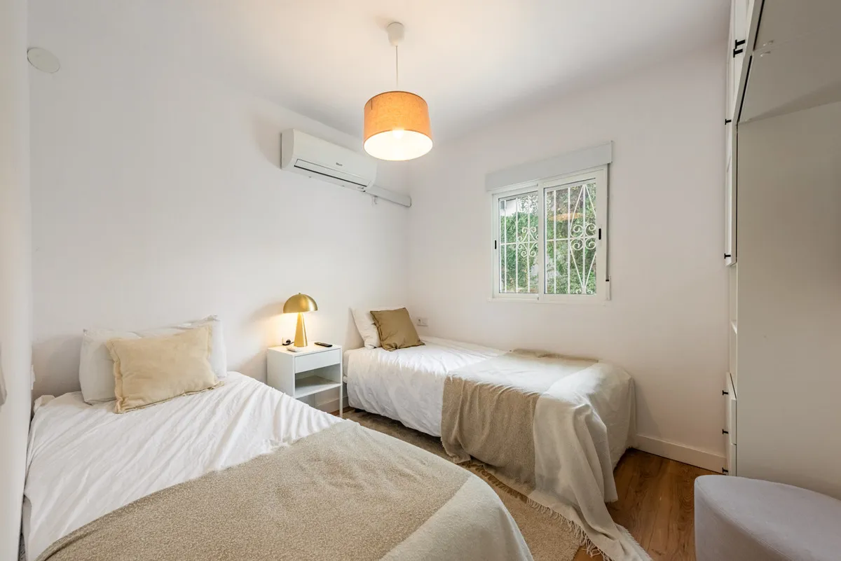 f349ef0f-c47b-4cec-a41f-83e7e582d761