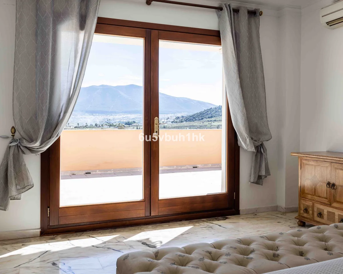 0c752926-7e15-4259-b888-43703c7ab6cf