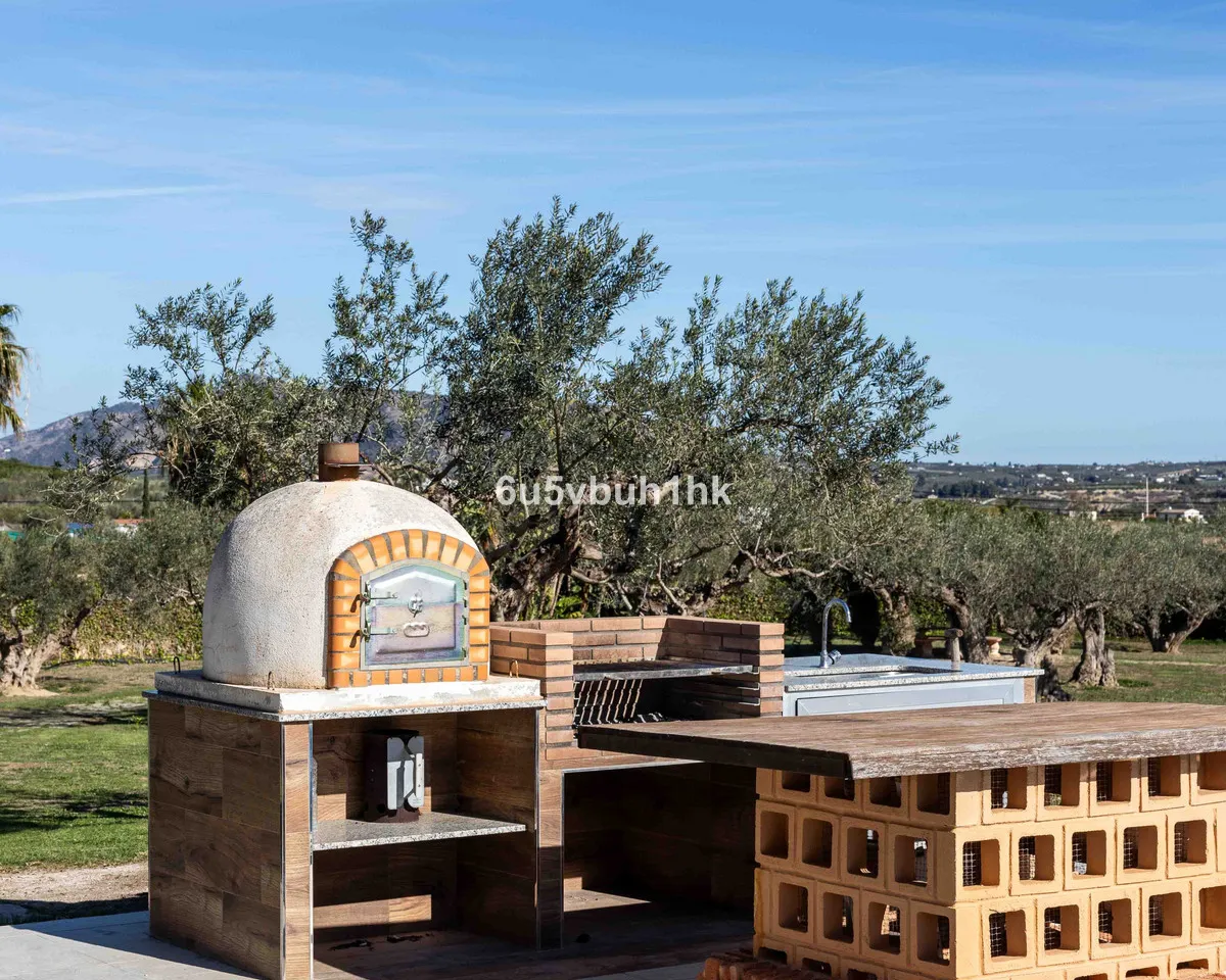 7d8ca103-e5a3-49b2-b464-9ebfefba8817