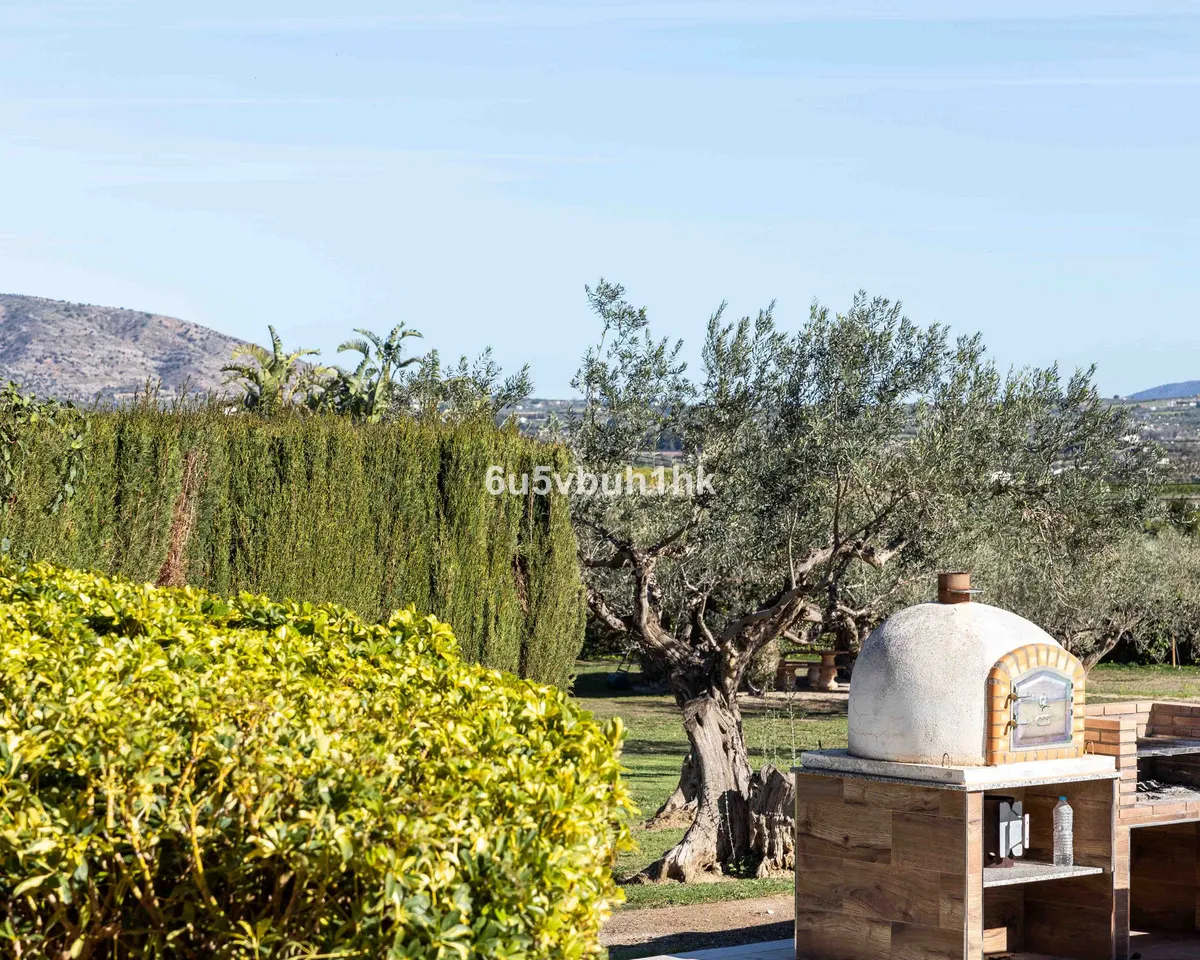 da457d14-8c10-4e59-9e4c-5fb931d84c65