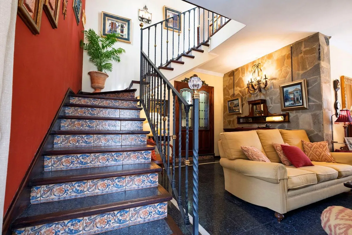 229f29fb-c672-446e-b295-96359a8993a9