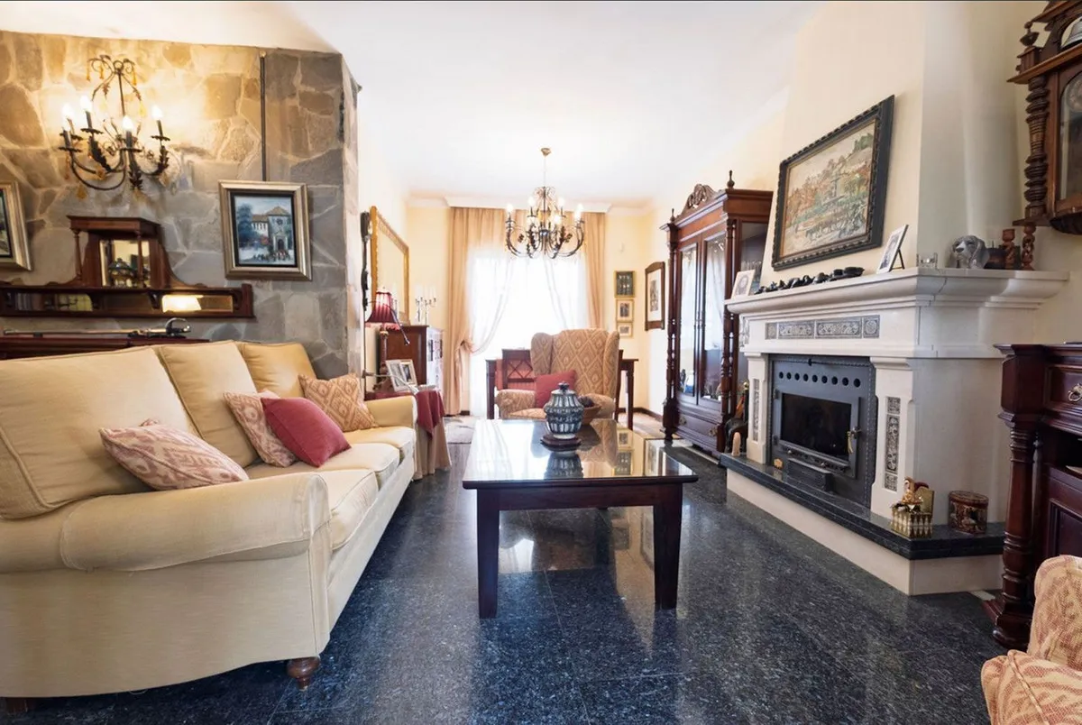 f73c8272-dd22-4be5-8d04-87732b1d96d0