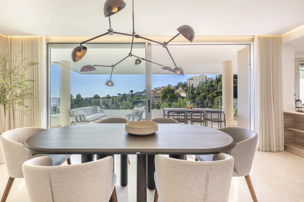 91640637-4390-47bc-afe9-eb2123b0d3d6