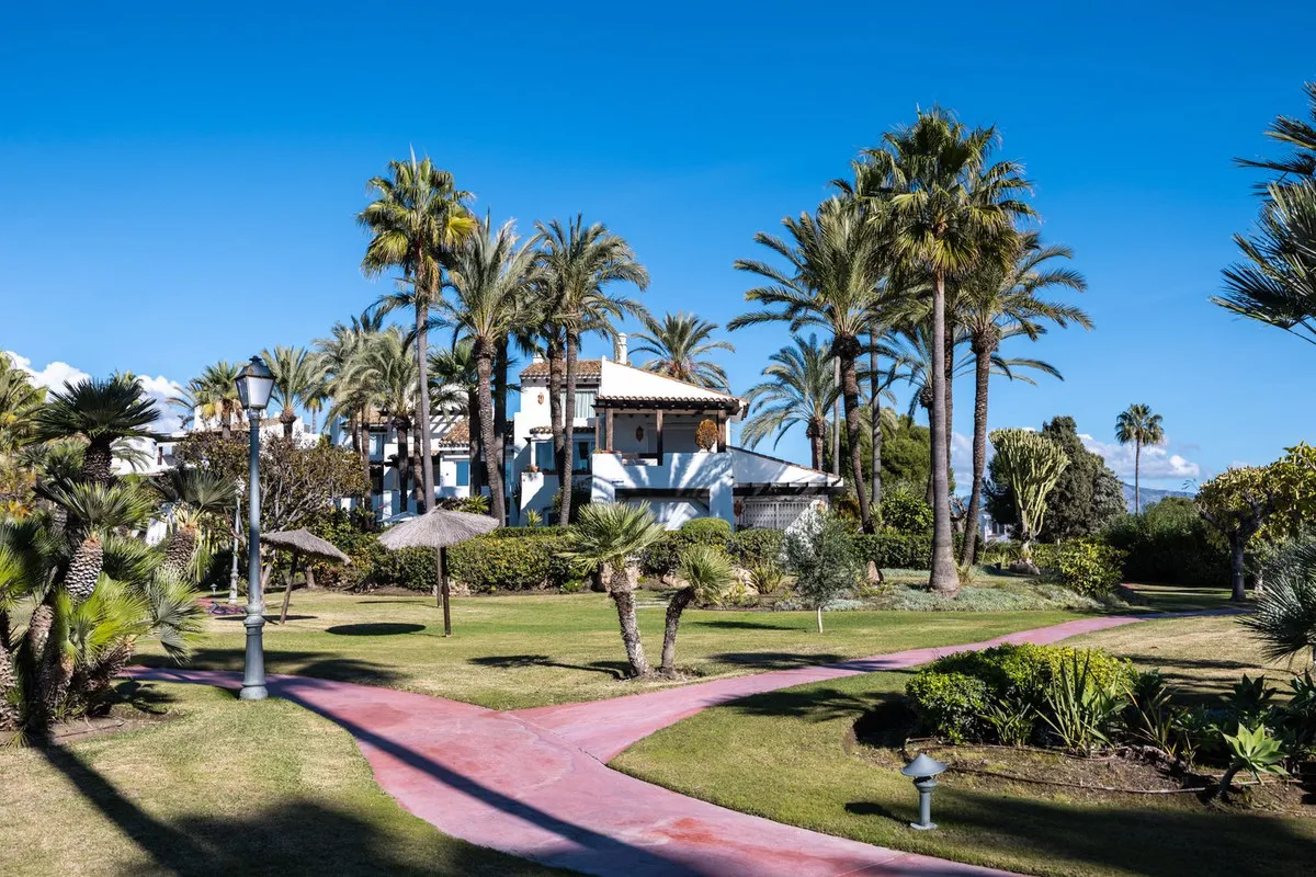 2aba60bb-288e-4307-96a9-e2832311095d