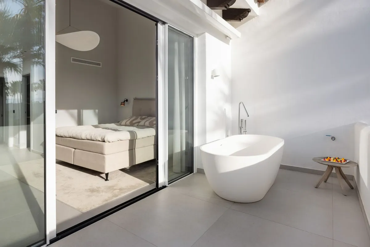 63d510bd-04ae-4a8e-a53f-7f8401cb32b9