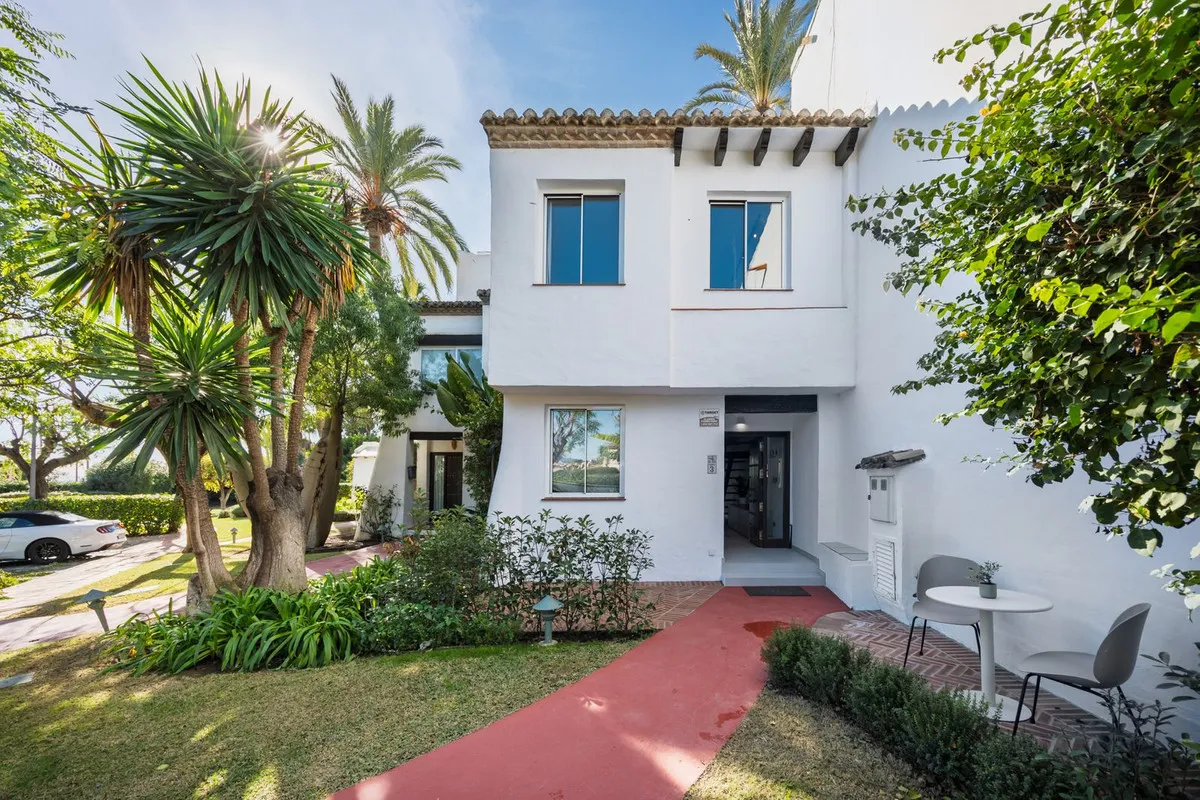 9c8265b5-7401-4c2a-845d-4fdde7d386f2