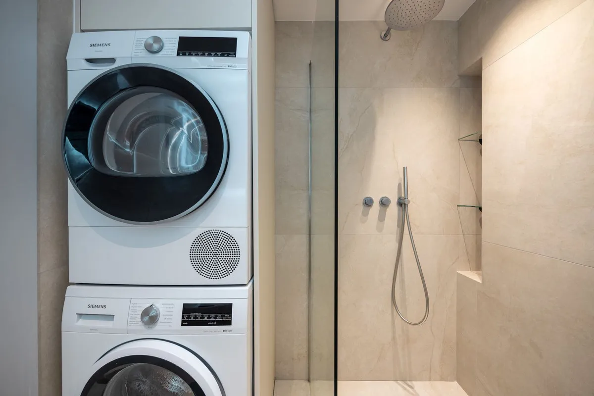 de0ccf5e-873f-405a-8327-af7569bbe7c7