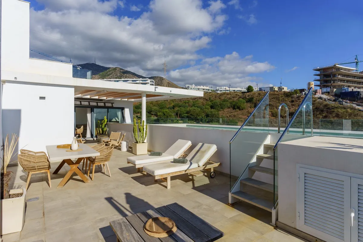 d8f34a90-2d28-4dd4-87f9-0f59fd61ccc0