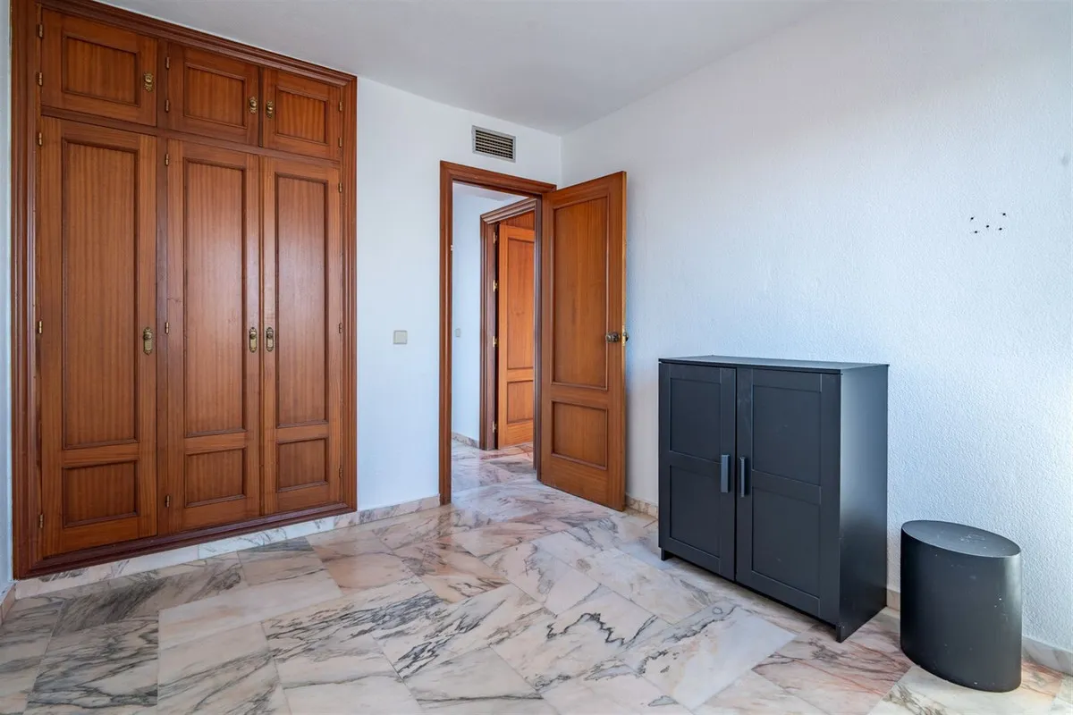 6dde88c6-904f-4e96-a586-1eac21dcd167