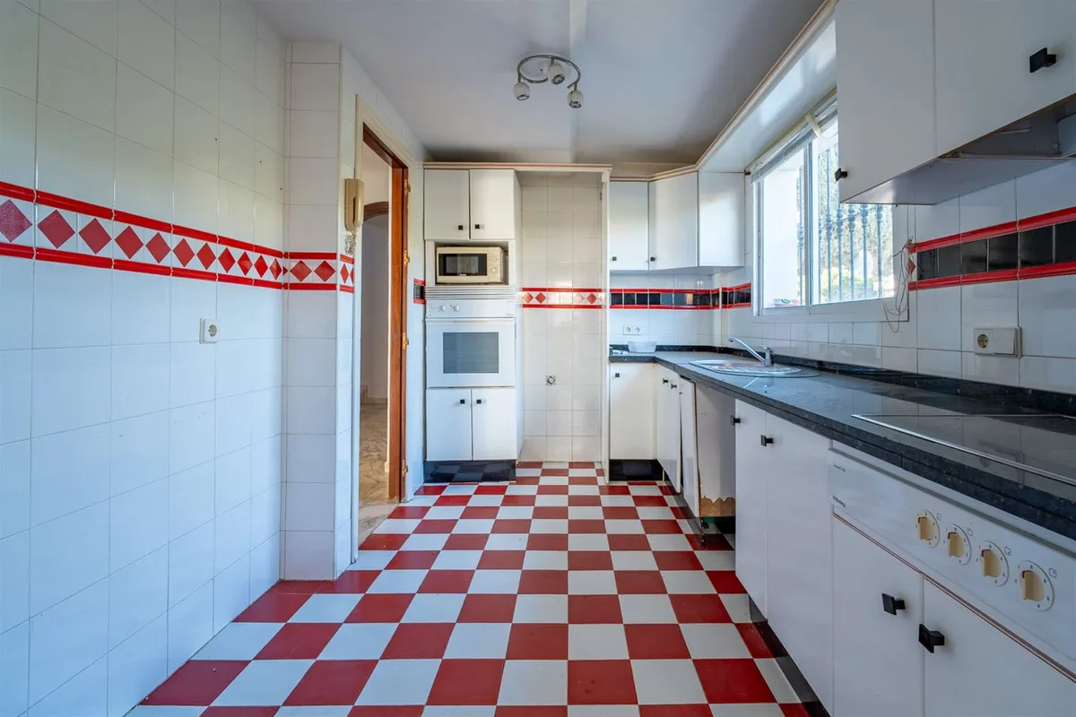 ec119afa-6f9f-4a42-b56e-84e043d93968