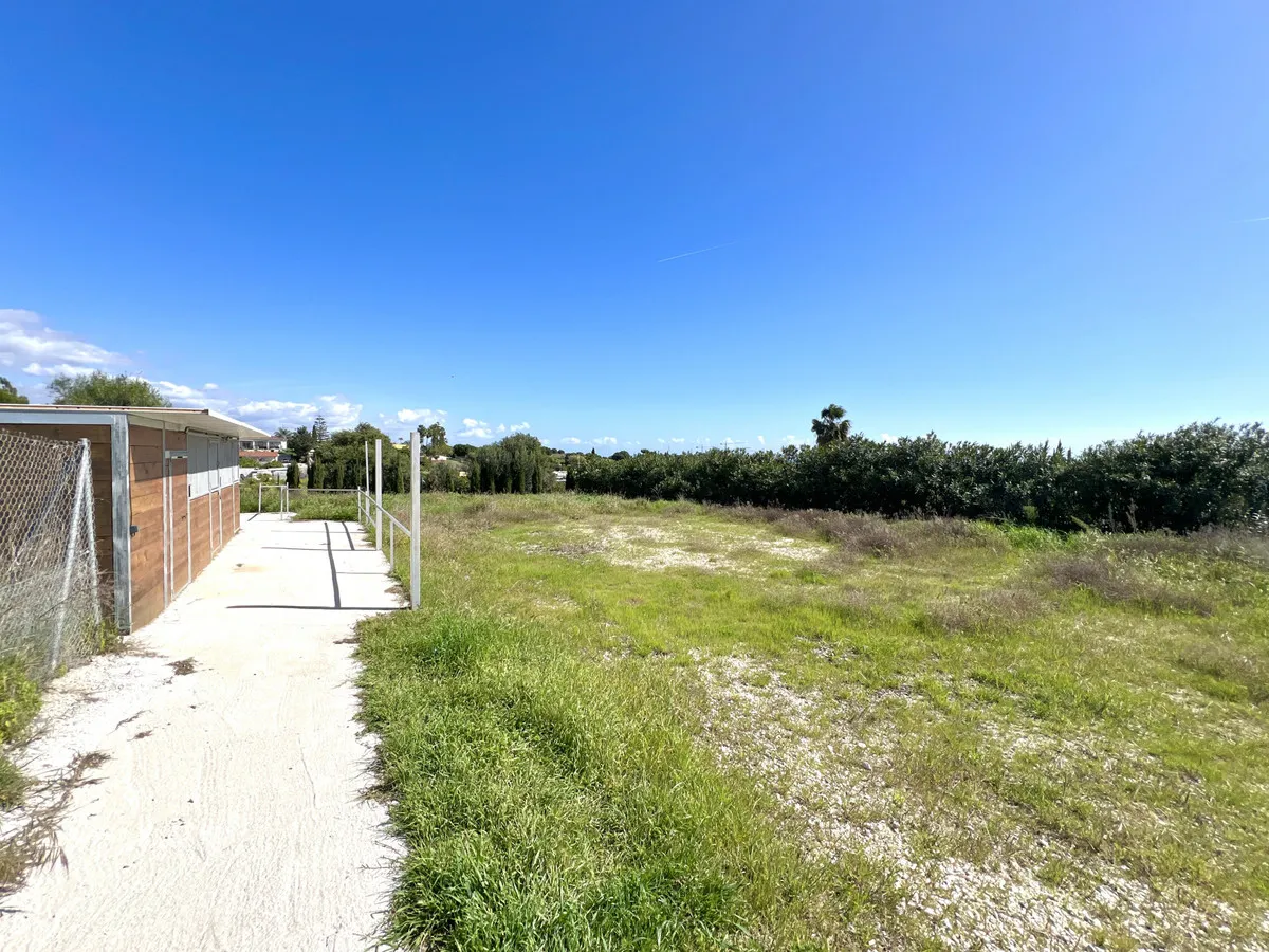 9f7d3c06-c5f5-4afa-a061-eb011bfb6f53