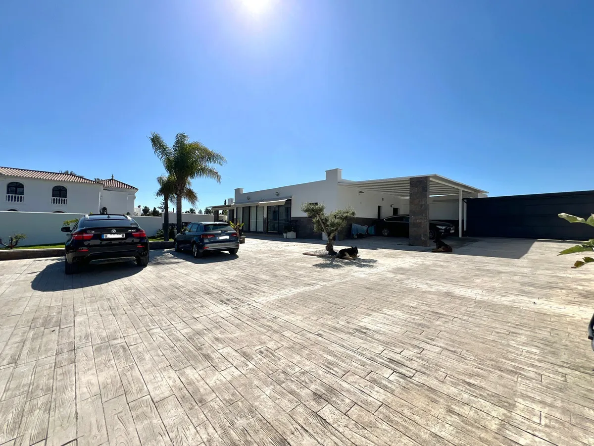 ddc87a84-806d-44d4-b069-5a193782cfd0