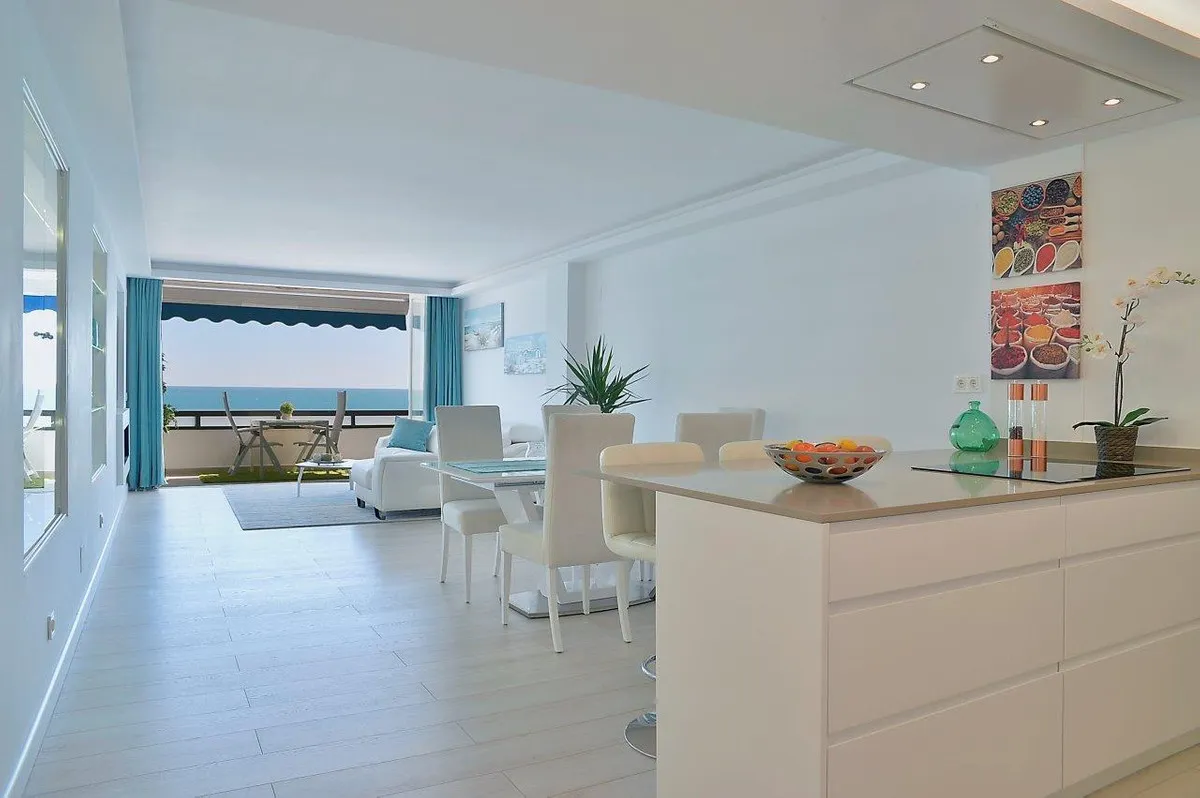 4faadeed-bd64-4dd2-943d-09a3e2e376e8