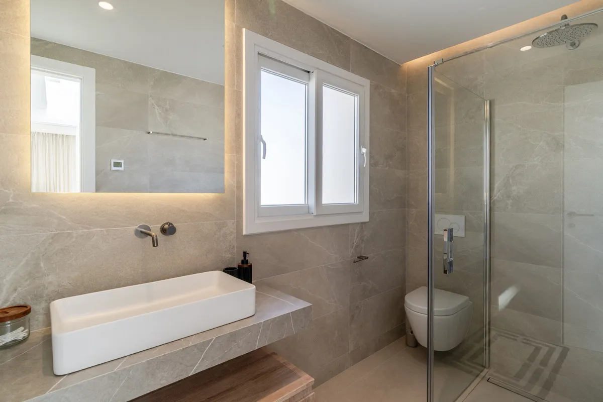 d3da3bf2-121e-4bc2-9538-4c9879afe72d