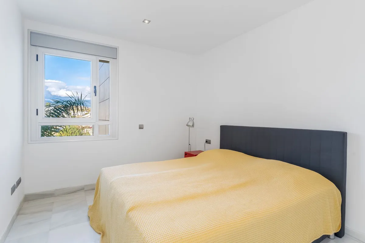 024fe937-1d30-4f4c-a40b-58b7be6a461d