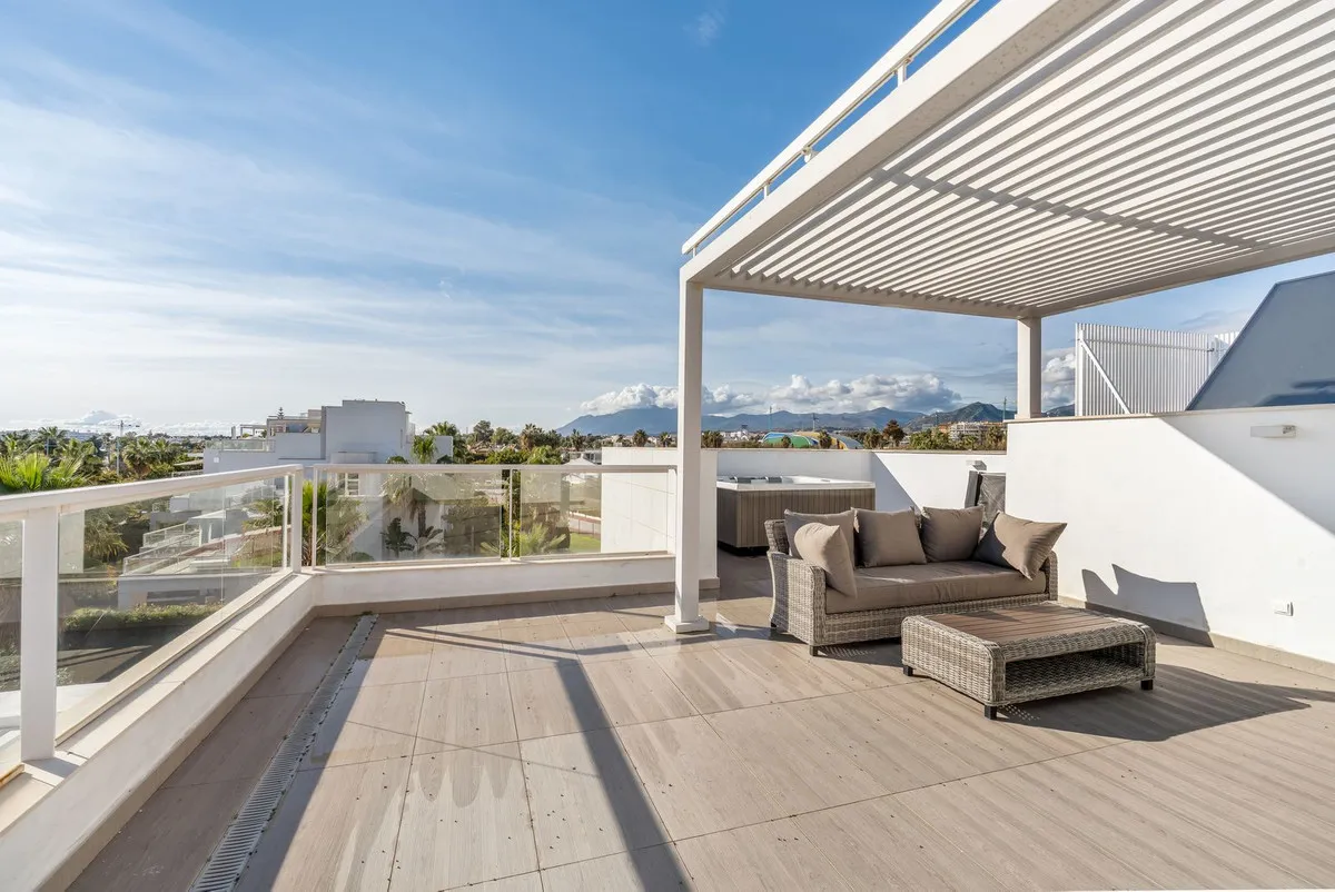 2fc629ff-db94-4315-928d-28d22cbc06ea