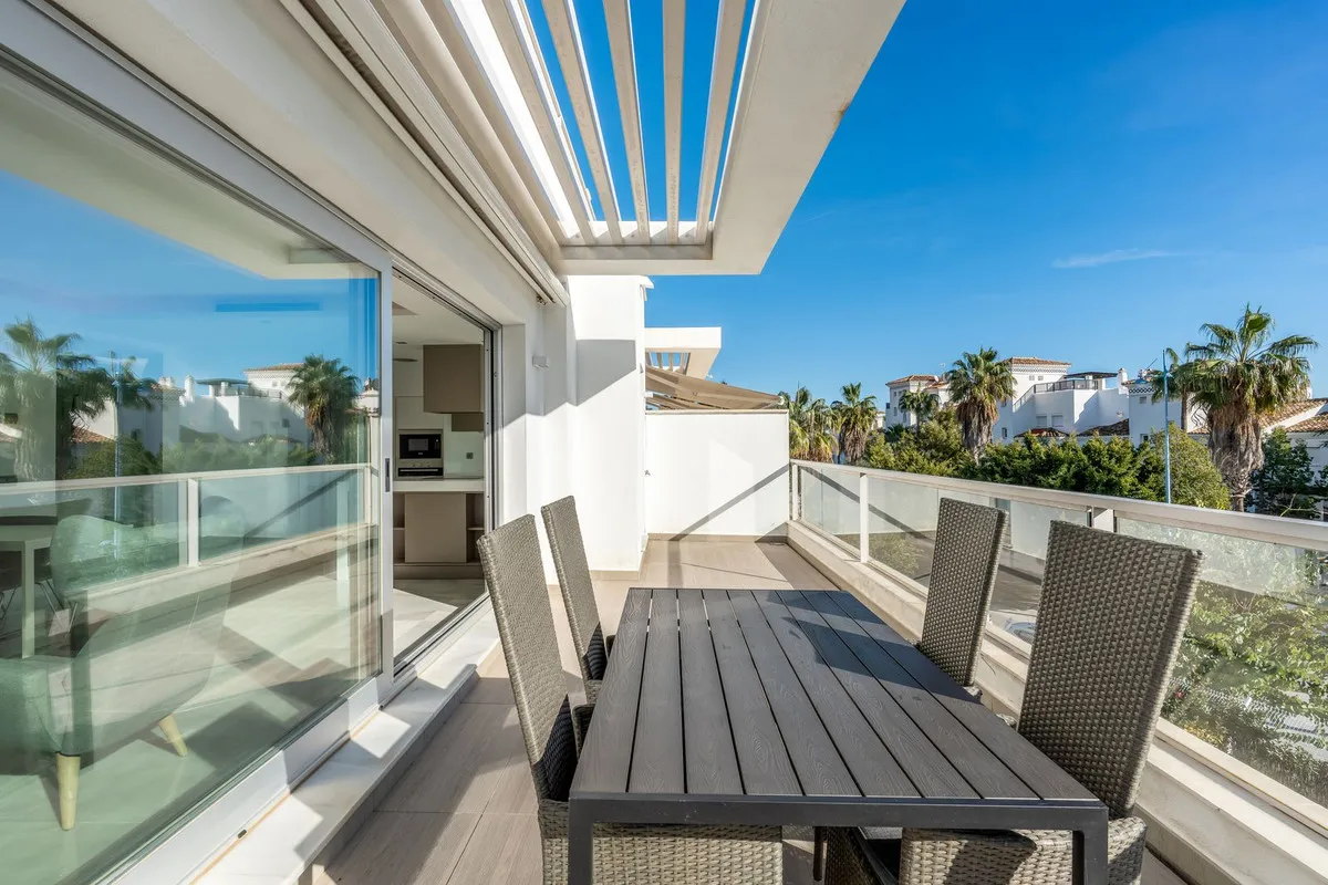 a97a6d05-21ad-49fd-bab3-1bd8d020dcf7