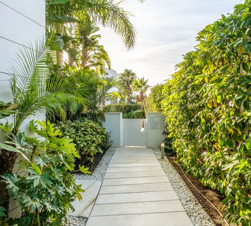 bc1ab0c0-e726-4701-9808-2592d299f28d