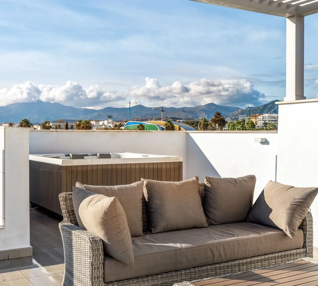 d877d828-8a14-4d22-9498-1172967c0608