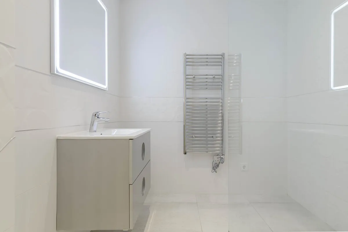 124adf5e-ad55-4d5e-9ecf-a21266c309b9