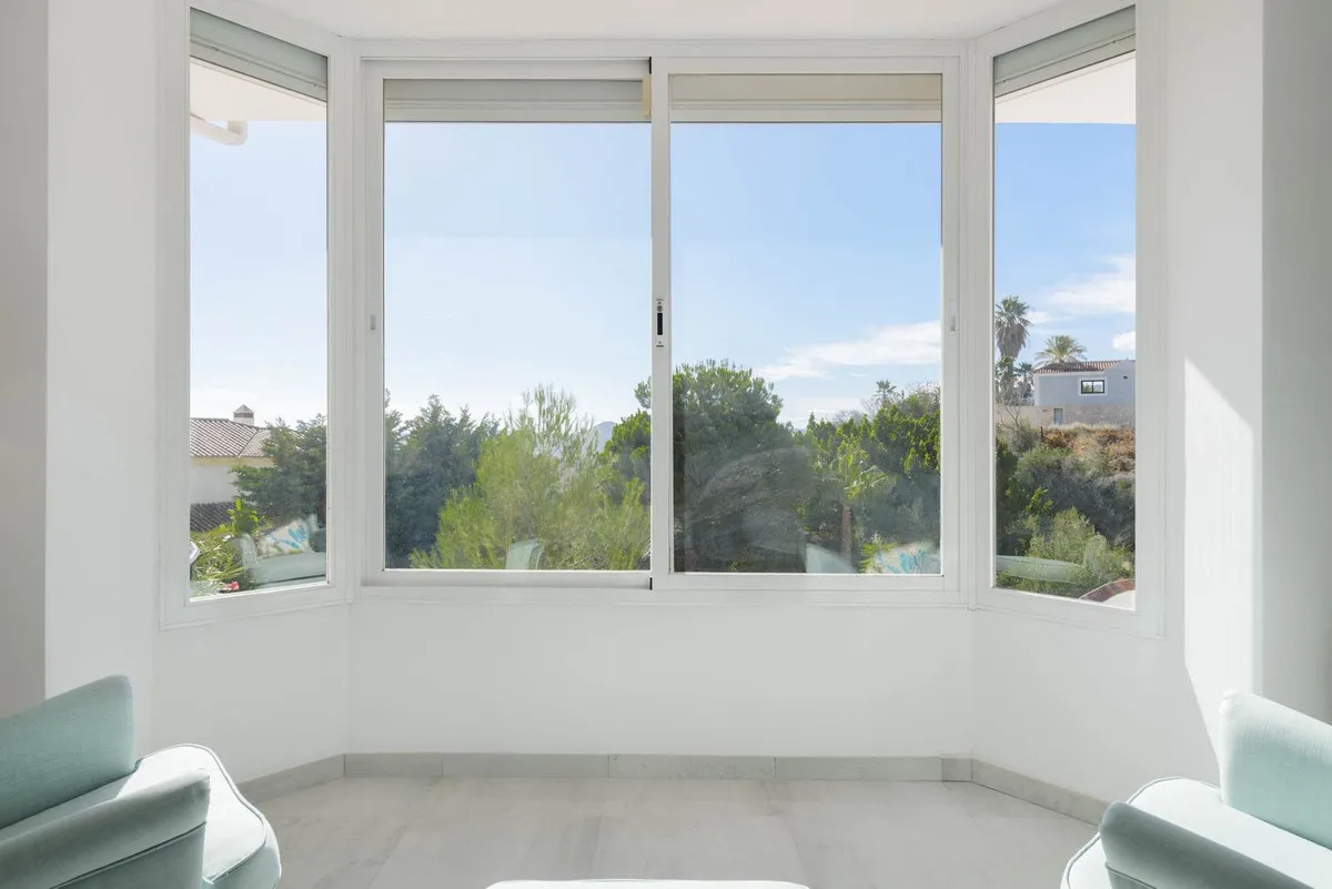 b3ff1456-e4a7-4c26-a4c9-3c0a8f97dd38